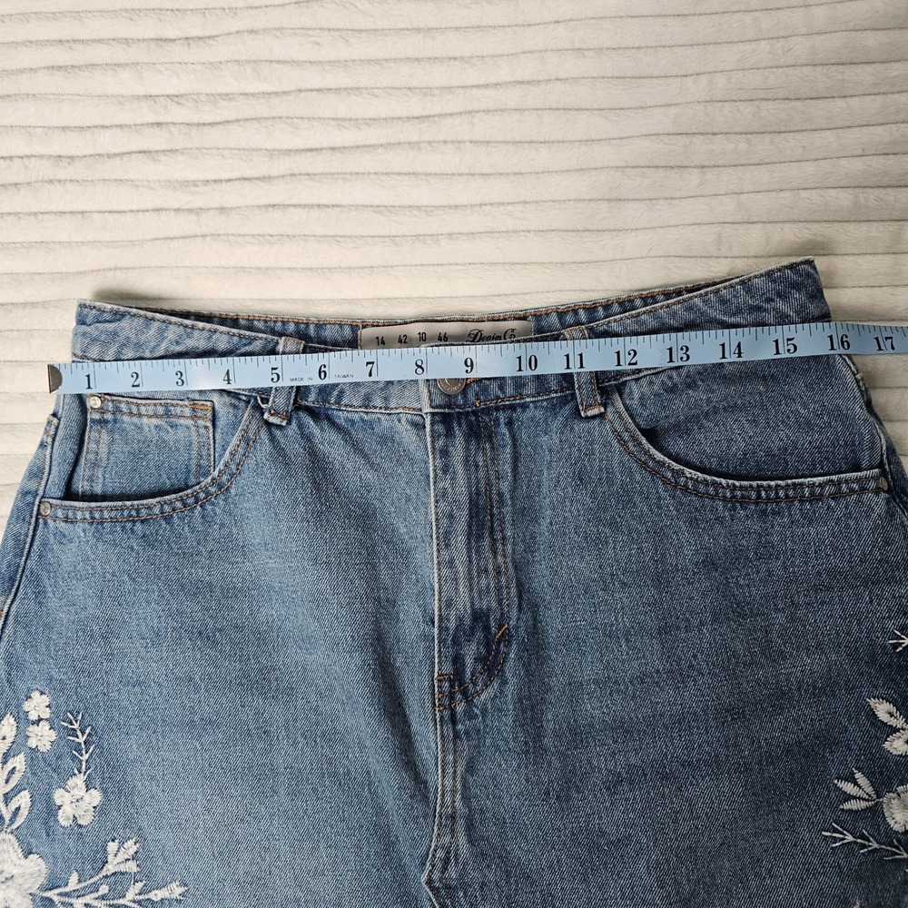 Denim Co. Embroidered Denim Skirt‎ Blue Frayed Hem Women's Size 10 - Picture 4 of 9